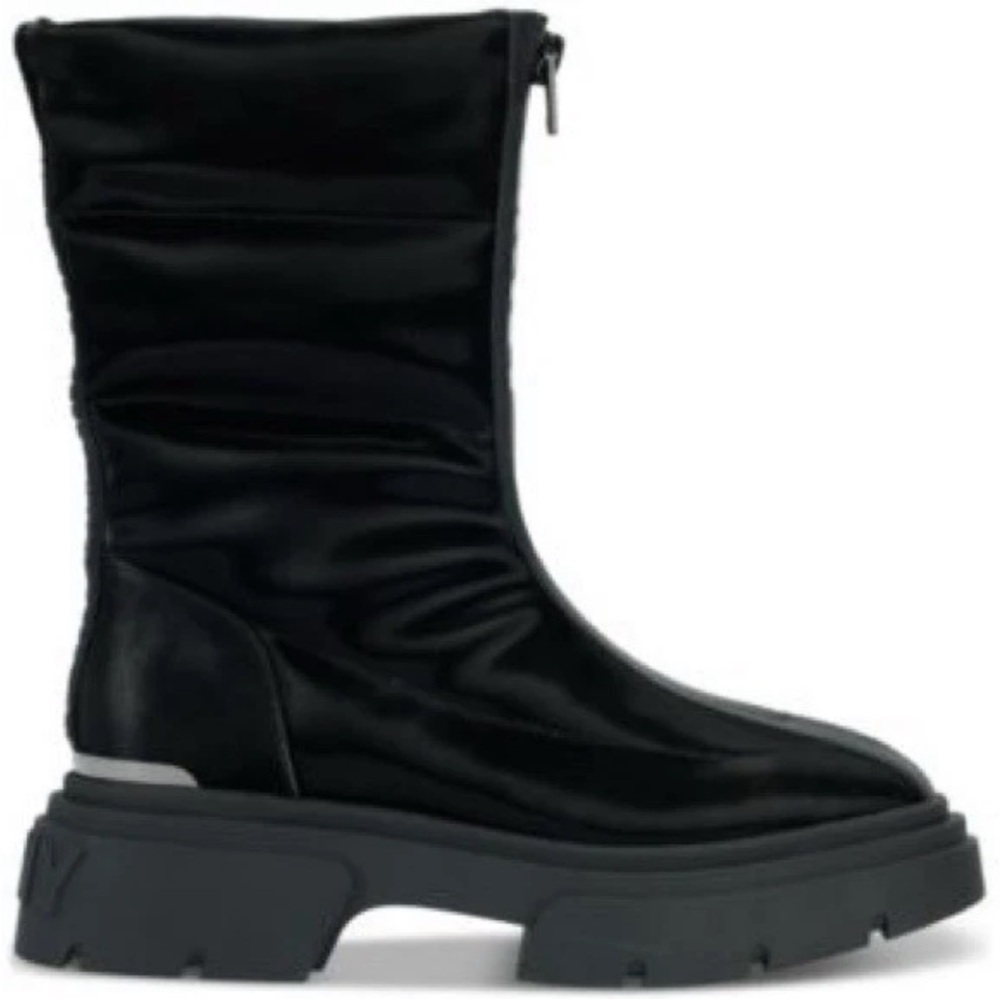 NWOB DKNY Fiza Zipper Boots